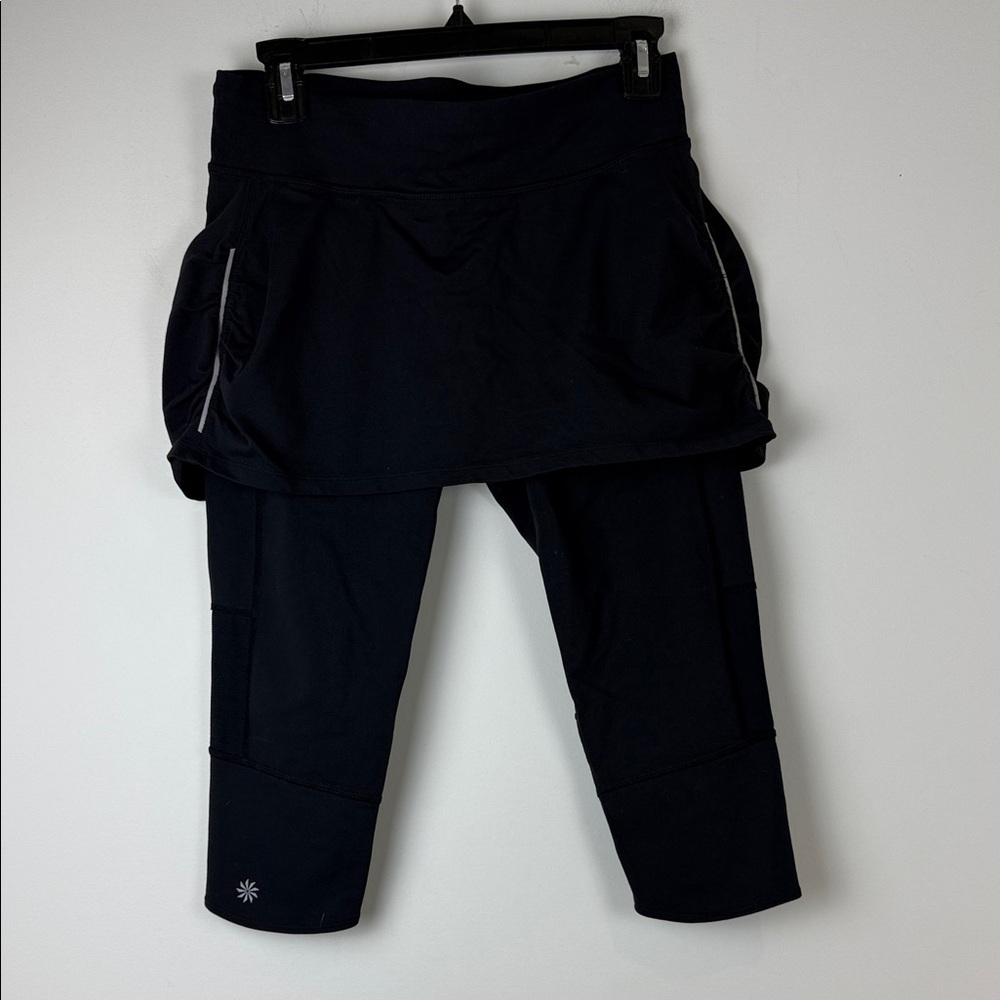 Athleta Black Skort Cropped Leggings Size Medium Petite